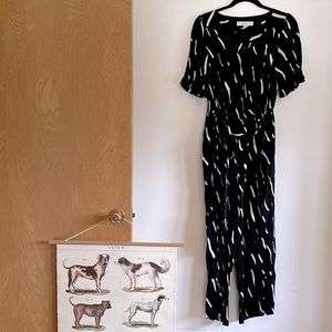 Loft Patterned      Tie-Waist     Jumpsuit     With Pockets
